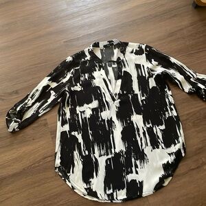 Fora Floral Print Design V Neck Women Size Small